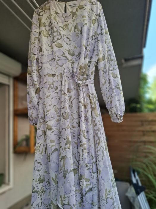 Sukienka XL midi Reserved