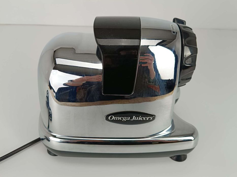 Wyciskarka Sokowirówka Wolnoobrotowa Omega MM900 Do soków