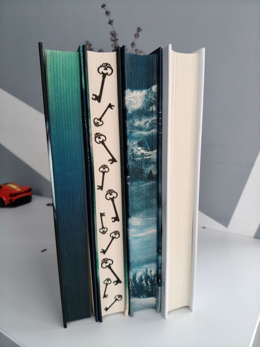 Книги Рут Веа. Комплектом.