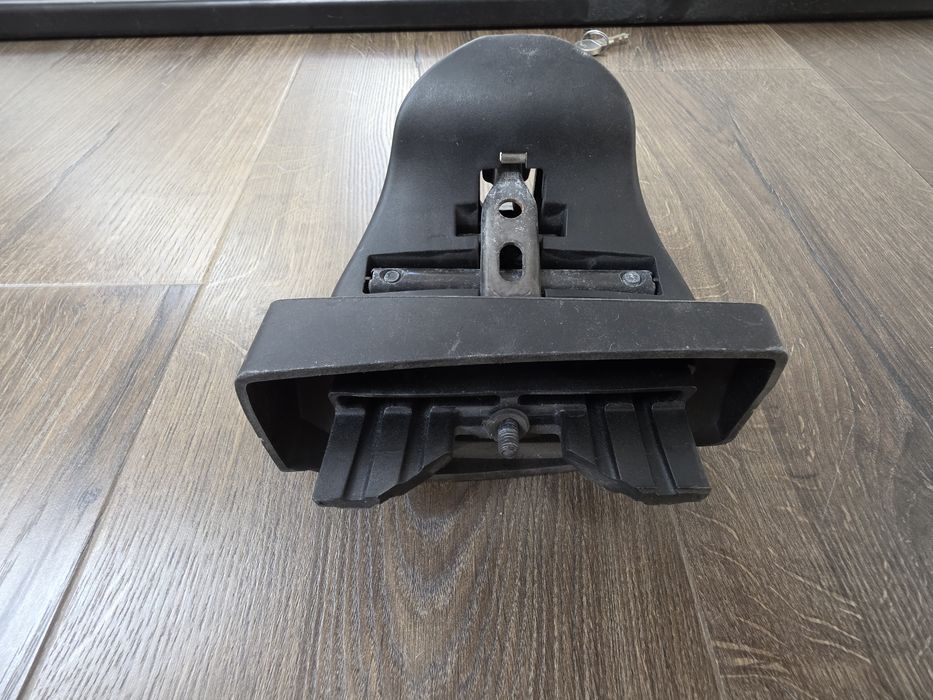 Thule stopy 753/460 ( Fixpoint 710700 )  oraz SquareBar