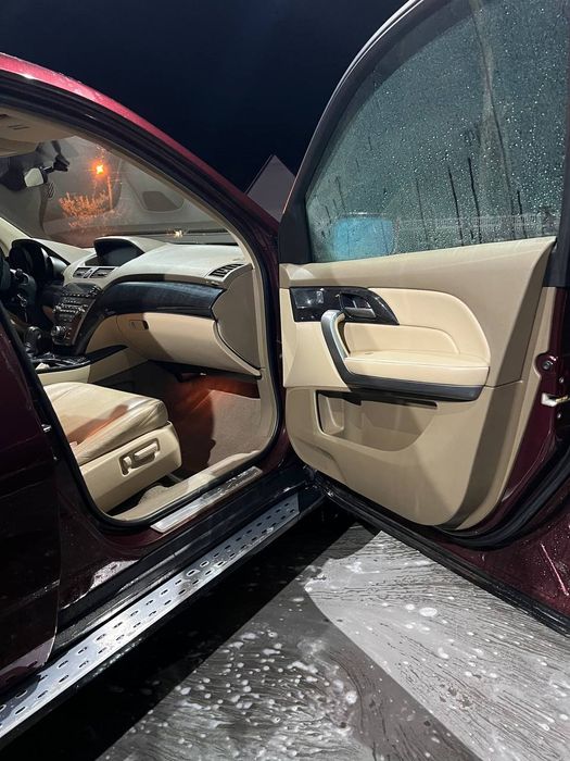 Acura mdx 2008р пригнаний америки не биток