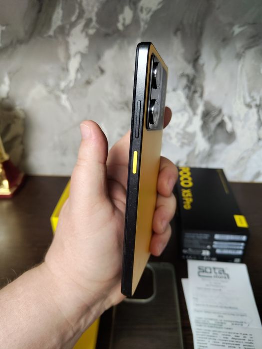 ІГРОВОЙ Poco X5Pro 5G, память 6+6-128гиг, идеал