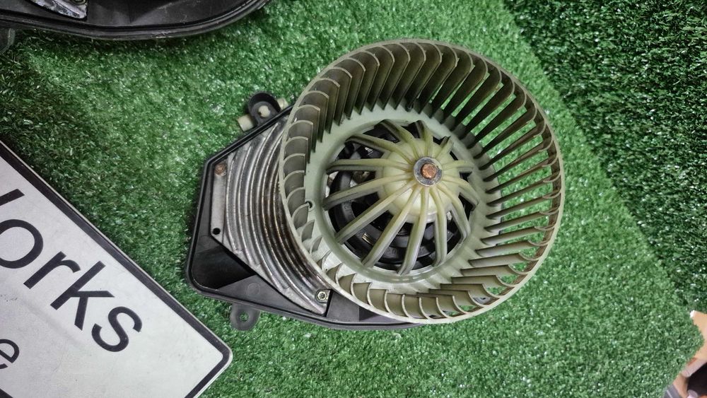 Motor Sofagem Audi A4 B5 Passat B5 Skoda Superb 8D 8D1820021 Original