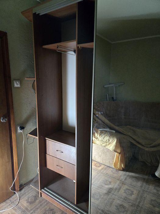 Продам шкаф купе б/у в отличном состоянии