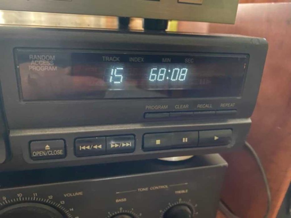 Odtwarzacz CD Technics SL-PG390