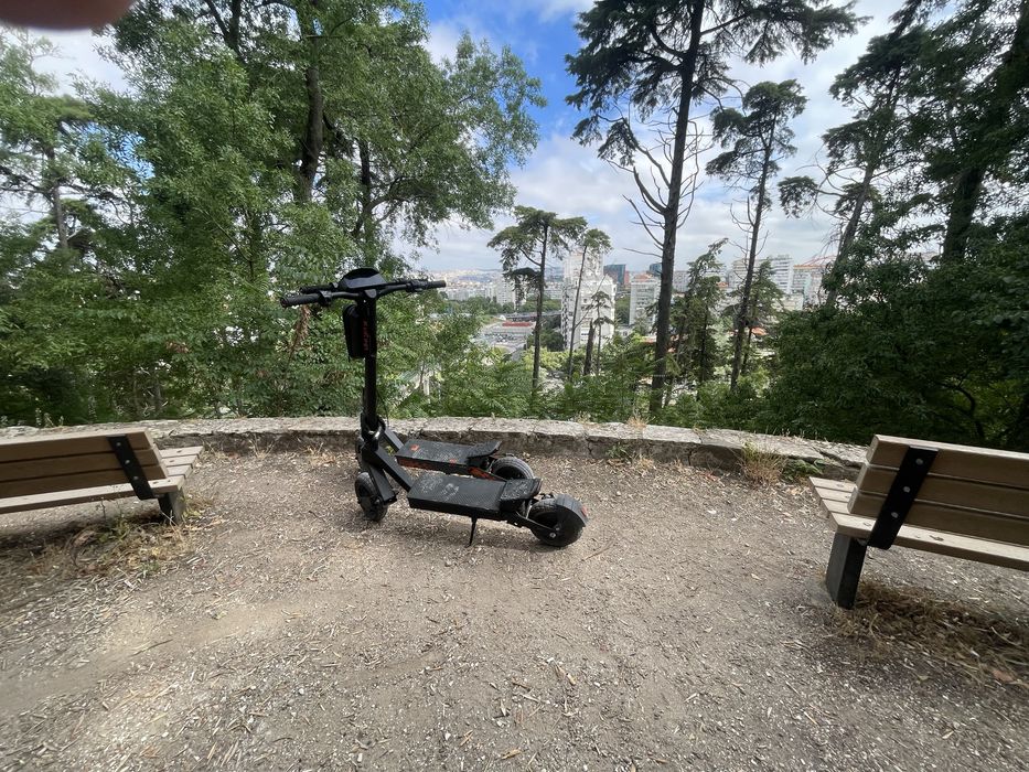 Kukirin G2 full preta  – Bom Estado | Vendo ou Troco por PS5