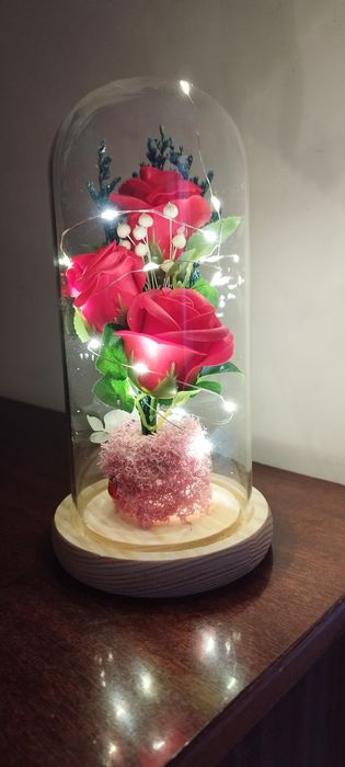 Три Троянди в колбі з Декором і Підсвіткою