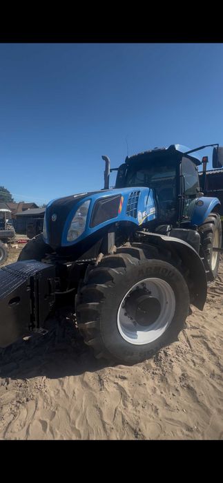 Трактор New Holland T8.390