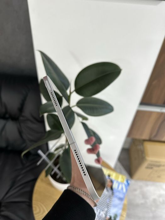 iPad 10 64GB Silver Wi-Fi LTE MDM