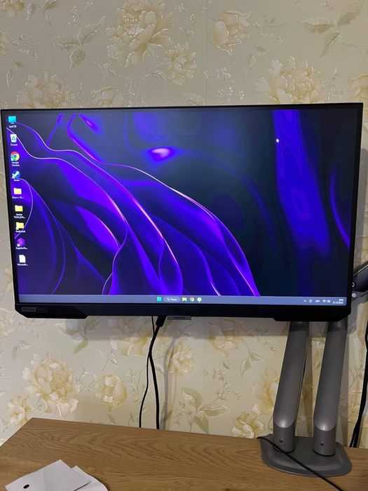 Монітор Samsung 240Hz з високою частотою оновлення