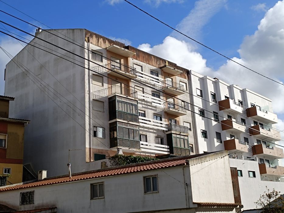 Duplex na Avenida Fernão Mendes Pinto, 51, Agualva