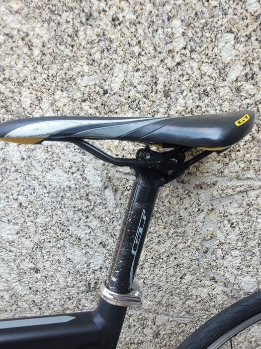 Bicicleta de Estrada GT Series 4.0 – Alumínio/Carbono – Shimano Claris