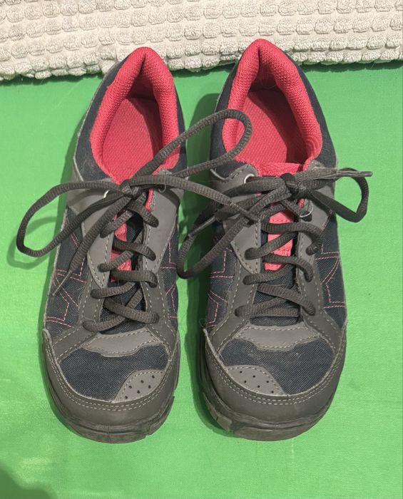 Sapatos caminhada mulher ou crianca - tam 36