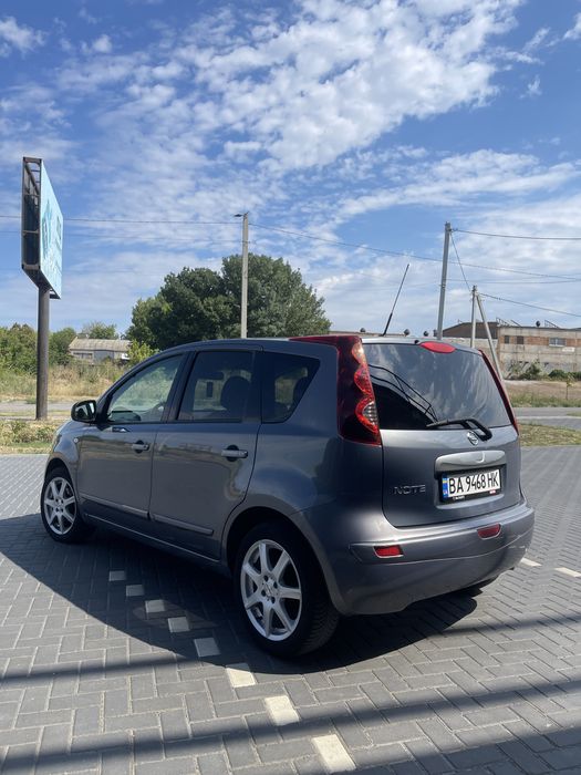 Nissan Note 2011
