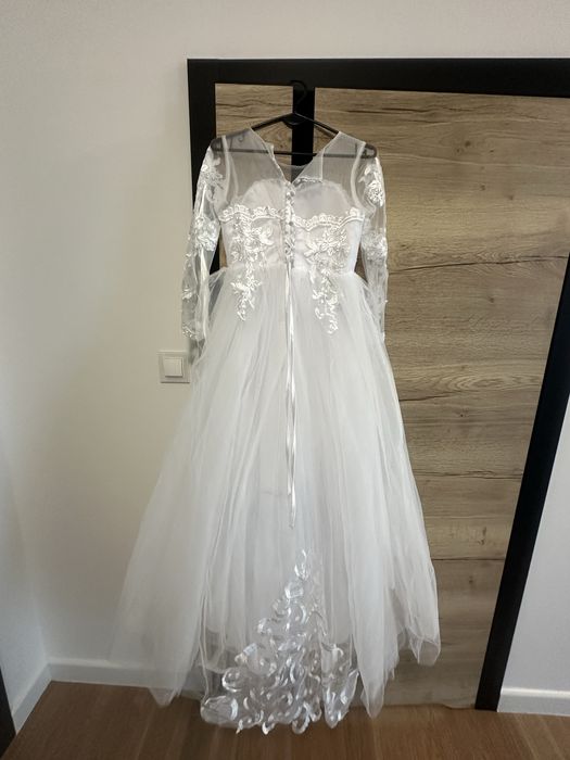 Suknia biala r 160 plus bolerko