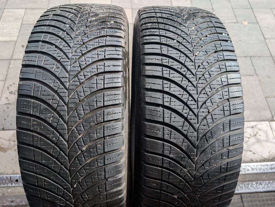 Пара шин зимних 235/65 R16C Goodyear