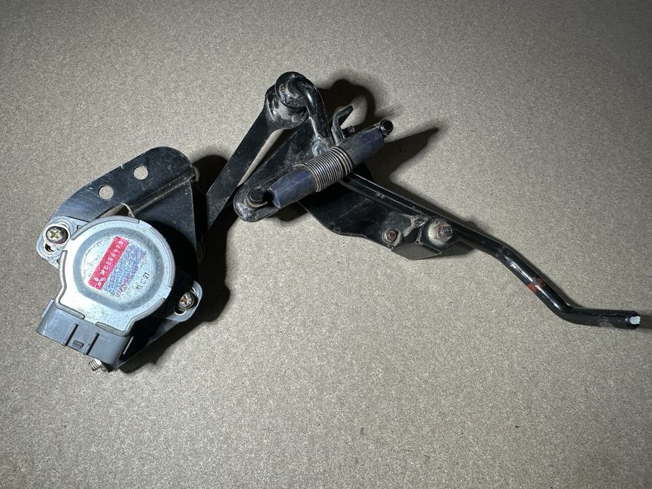 Pedal Mitsubishi Canter Mk386978