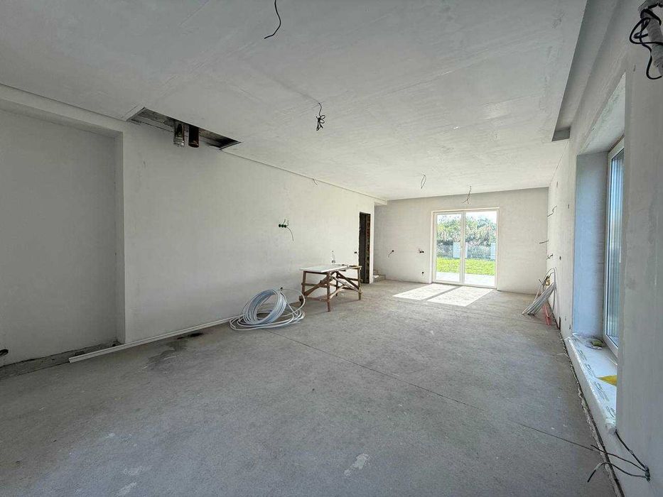 Продаж особняка у Вовчинцях