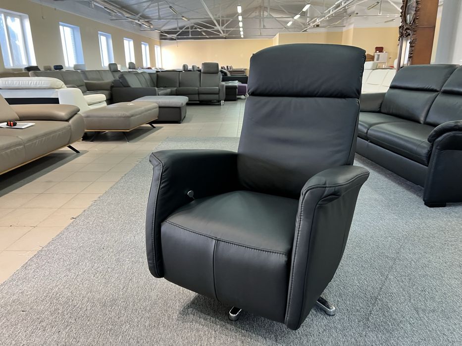 Крісло чорне  шкіряне реклайнер виставкове шкіра нове