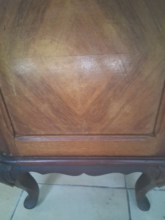 Mesa de cabeceira  estilo Queen Anne antiga