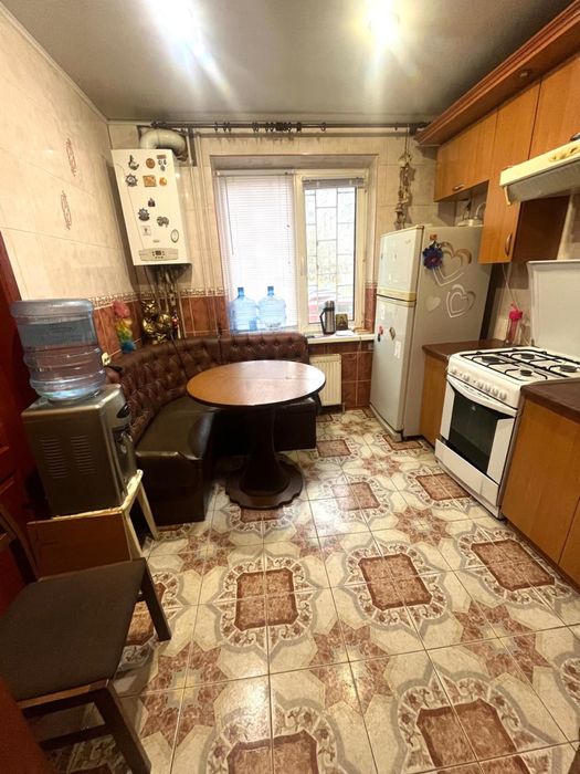 Продаж 5-ти кімнатноі квартири