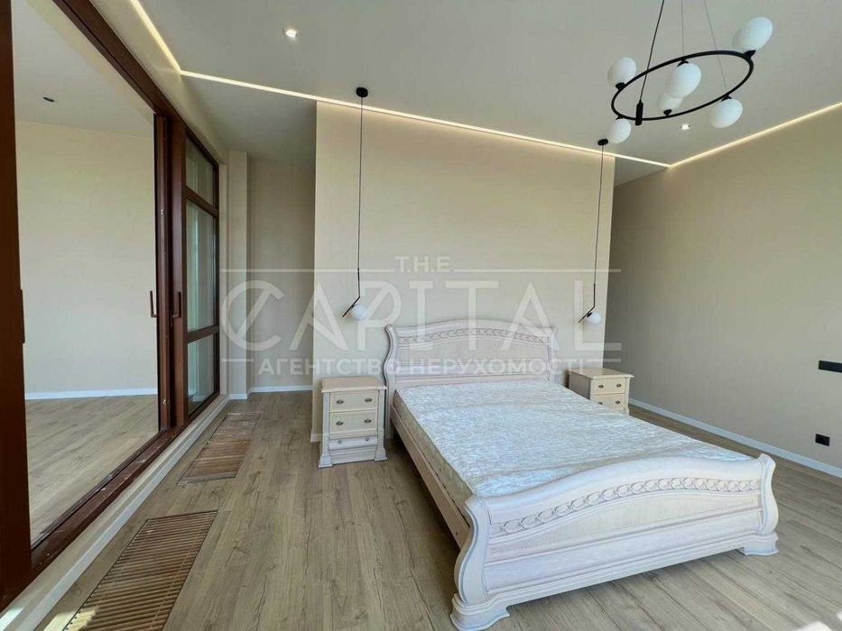 Продаж квартири, вул. Франка Івана, ЖК Ambassador House, Центр