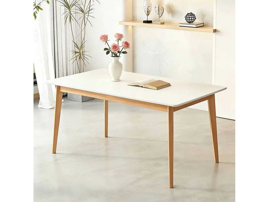 Mesa, tampo branco e pernas de madeira