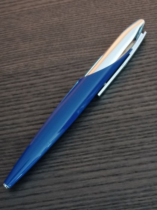Caneta Esferográfica Dupont azul e prateada
