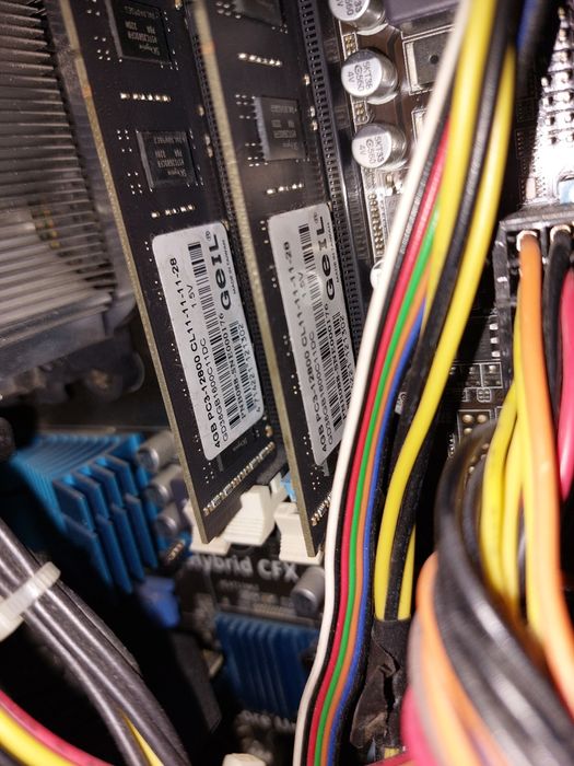 Komputer AMD FX4300 4x3,8Ghz, radeon R7 370 2GB ,8GBddr3,120GB SSD