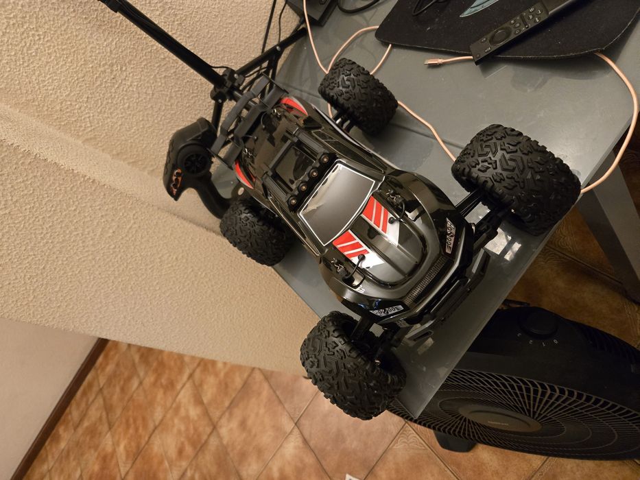 Carro rc escala 1/8