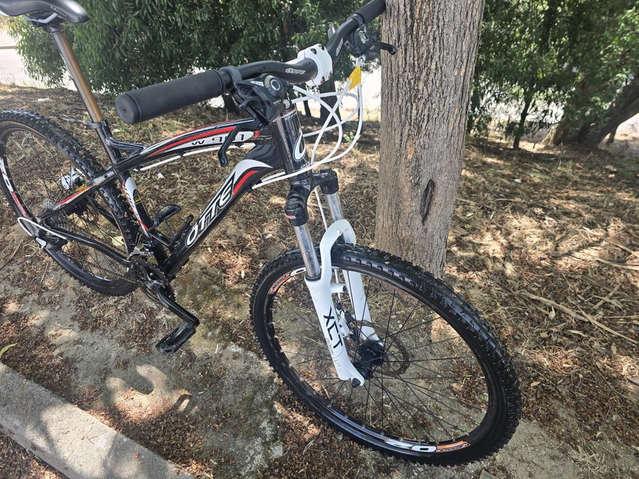 Bicicleta de btt de disco m