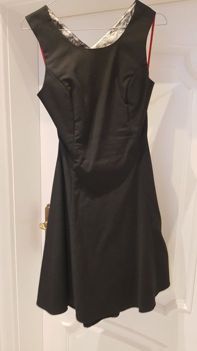 Czarna sukienka Tiffi oryginalne plecy z podszewką