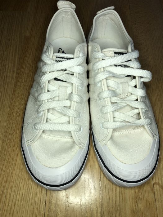 Adidas buty LYV  029001 off white 37,5  Buty sportowe unisex  Nowe  ma