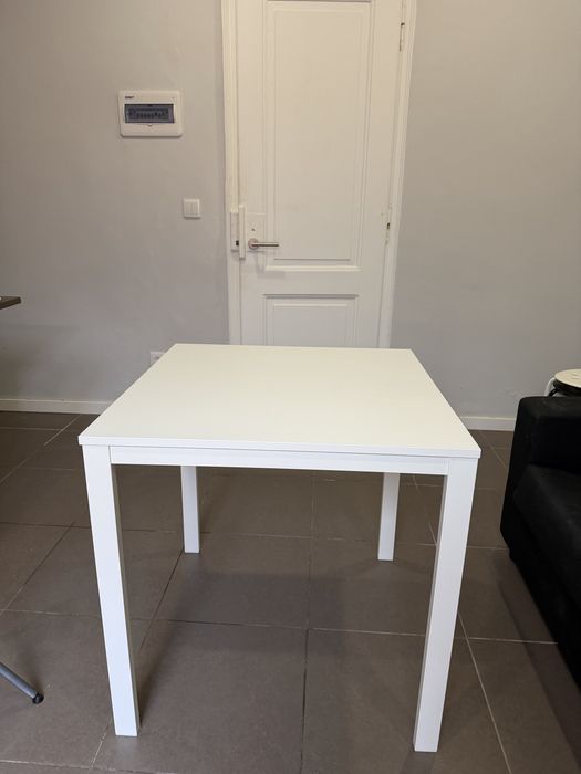 Mesa de apoio cozinha branca