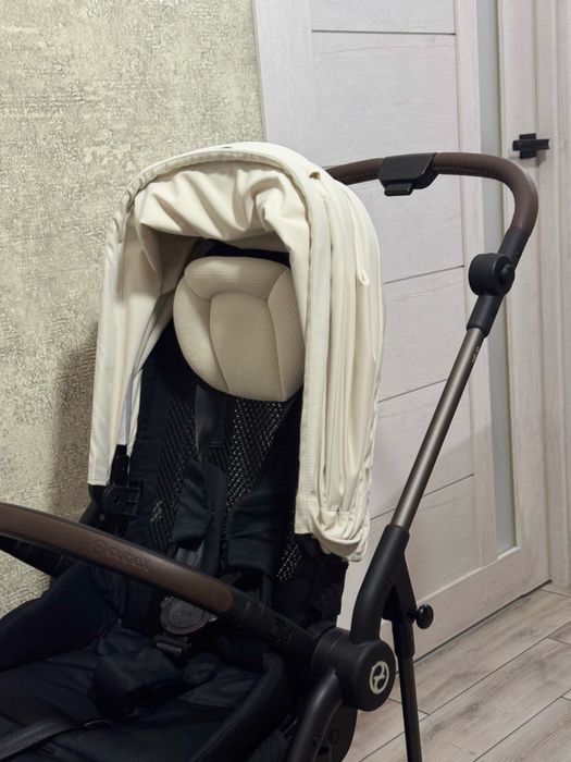 Візочок Cybex Melio