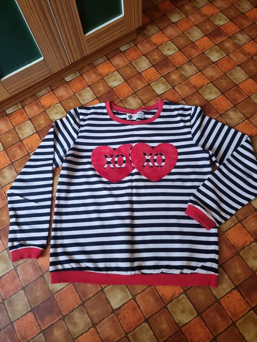 Bluza z motywem Serc rozm M