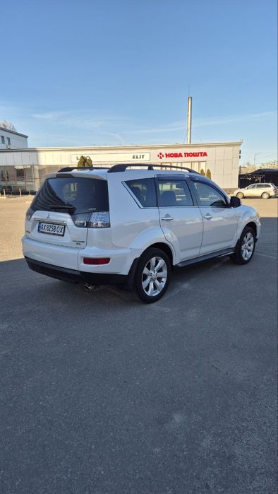 Mitsubishi Outlander XL 2013 рік Автомат Rockford