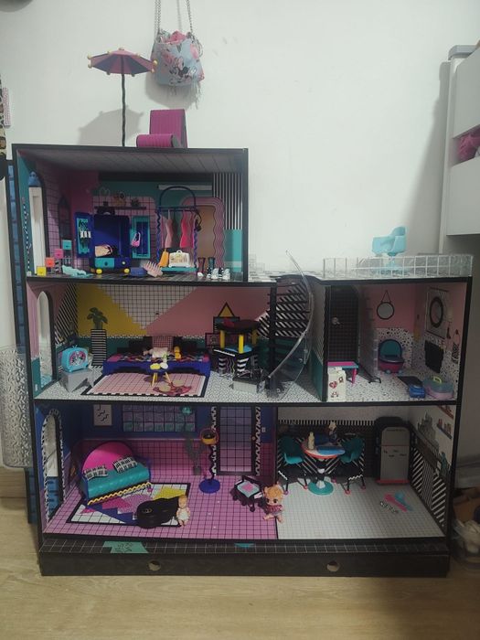 Casa da boneca Lol , Como nova , super preço!!