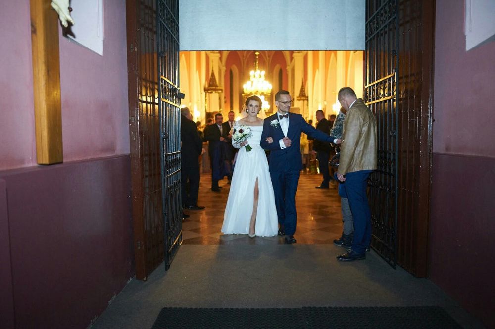 Suknia ślubna długi rękaw 38