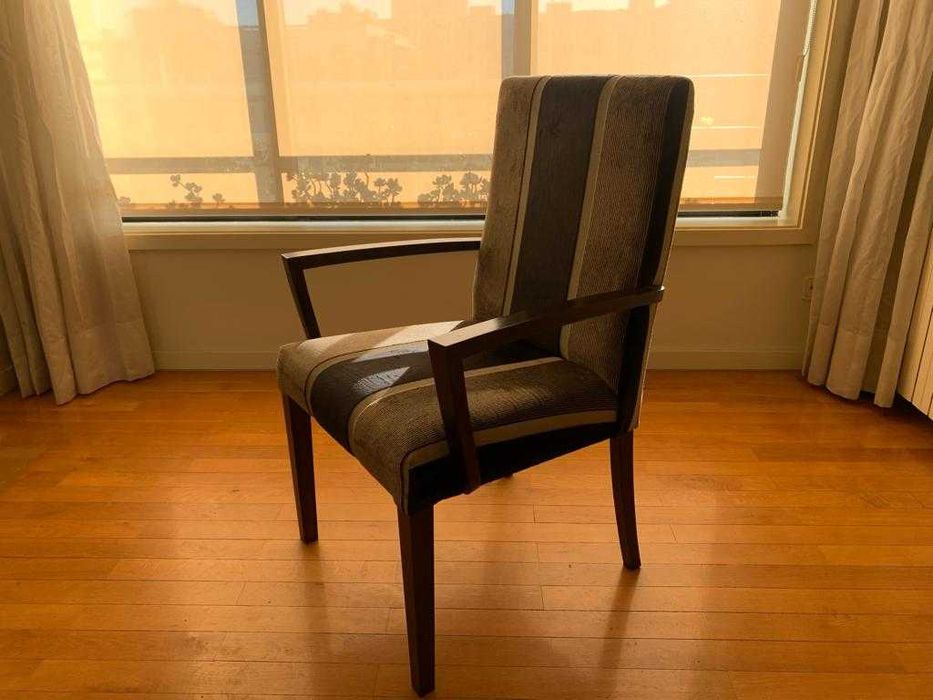 Cadeiras de luxo para sala em muito bom estado