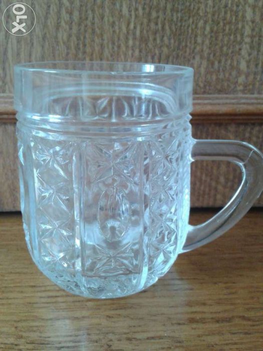 Кружки скляні штамповані.