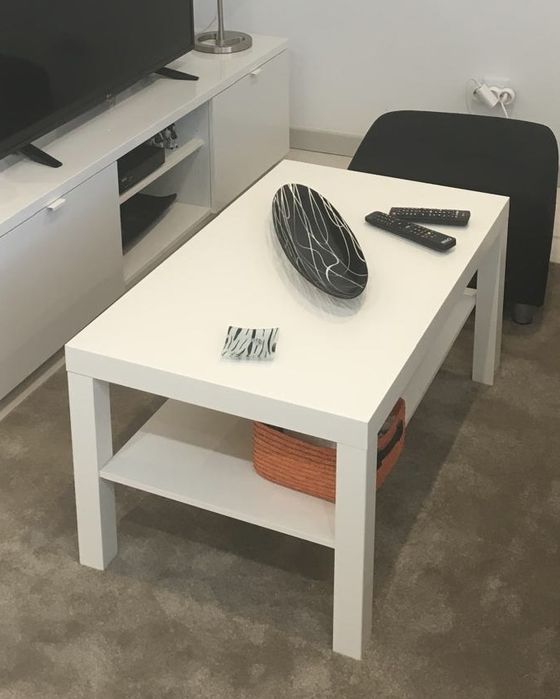 Mesa de centro, Ikea, modelo LACK, branco