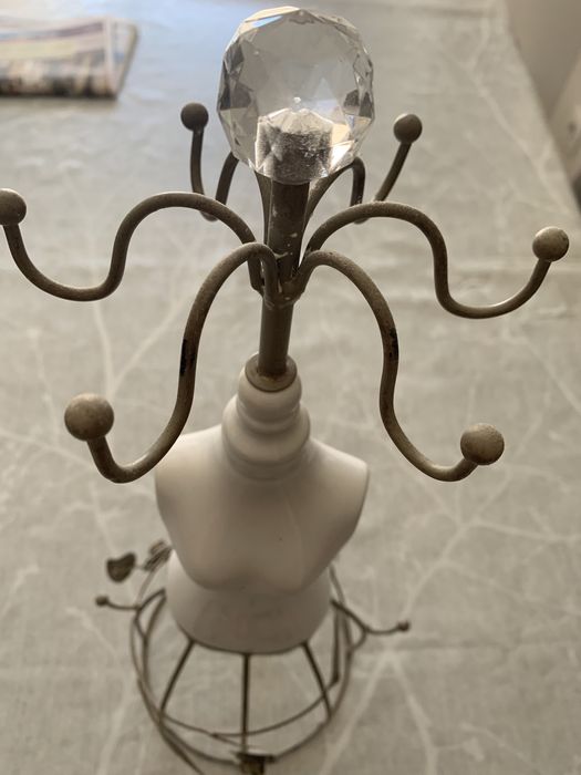 Porta jóias manequim