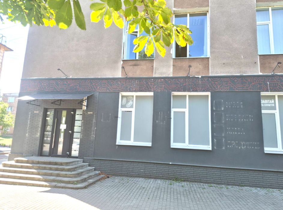 Продаж нежитлової будівлі — 256,9 м² | м.  Шептицький (м. Червоноград), просп. Шевченка, 14А