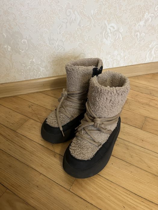 Ботінки на дівчинку