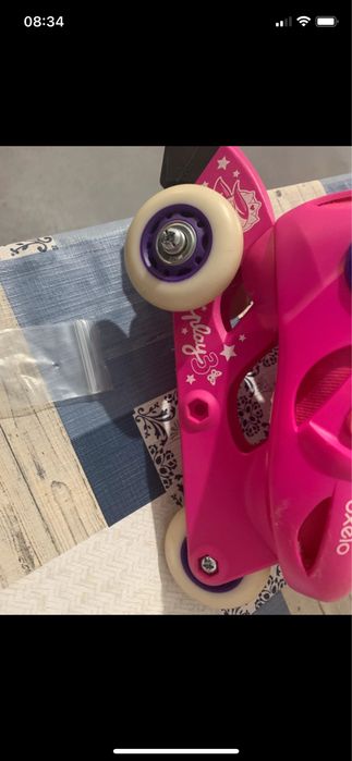 Patins criança e proteções para joelhos, cotovelos e mãos