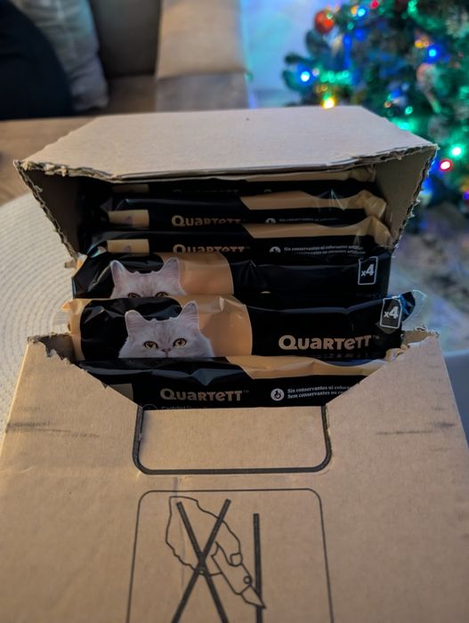 Karma mokra dla kotów z kurczakiem quartett 13 opakowań