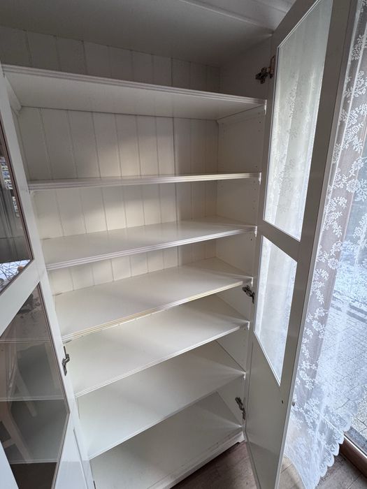 Witryna Ikea w dobrym stanie