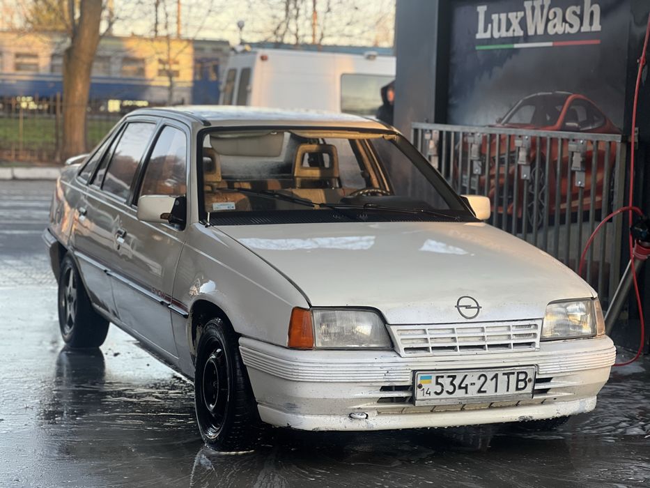 Opel kadet 1,6 Повністю справний