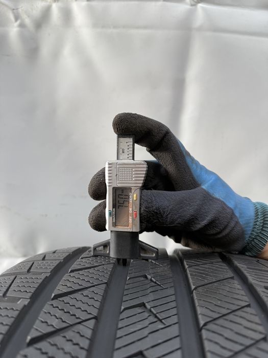 275/35/19 Vredestein Quatrac Pro 100Y